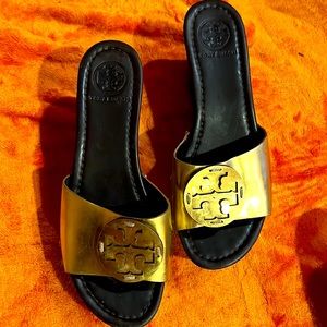 Tory Burch, Gold, wedge shoe. Size 7 1/2